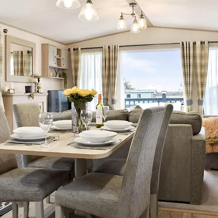 Pinecone Holiday home